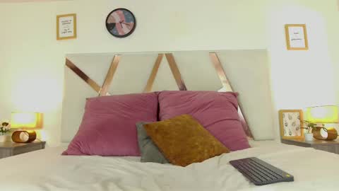 Snapshot of aashleytaylor chatting on 03-03-25, 06:01 AASHLEY online show from 03-03-25, 06:01