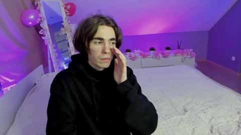 Fiona and Harry online show from 01-07-25, 07:49