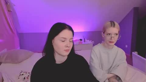 Fiona and Harry online show from 02-16-25, 05:59