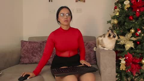 Abbey  IG abby allenn  04 December Online at  I will be on vacation dont forget me  See you soon   online show from 12-14-24, 12:01