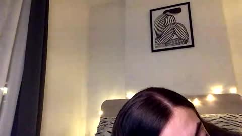 Abbie xo online show from 10-02-25, 06:37