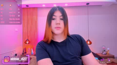 Abbie Edmond  online show from 12-20-25, 04:08