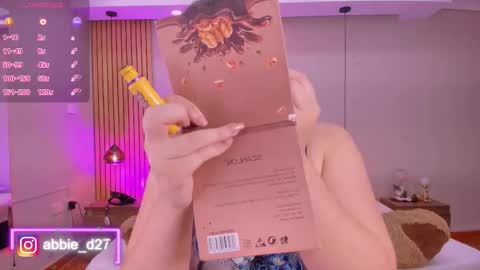 Abbie Edmond  online show from 01-09-26, 04:04