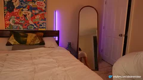 Abbie online show from 03-12-25, 08:10