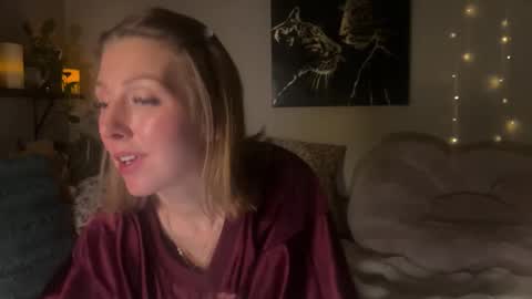 Abbie online show from 12-22-25, 01:02