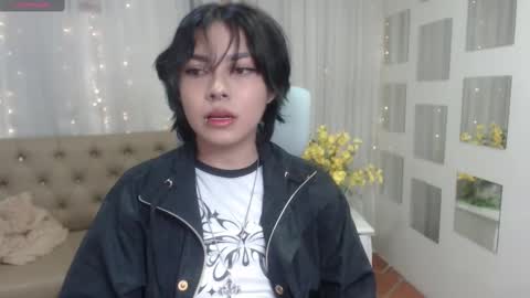 Snapshot of abbiross chatting on 02-19-25, 08:20 Abbi online show from 02-19-25, 08:20