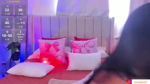 Snapshot of abby_blue01 chatting on 02-27-26, 07:03 abby_blue01 online show from 02-27-26, 07:03