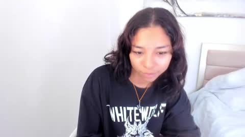 Lucia  online show from 12-21-24, 12:06