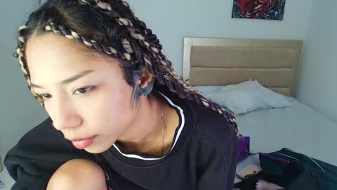 Lucia  online show from 12-28-24, 05:35