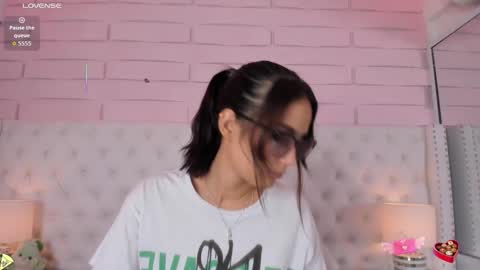 Snapshot of abby_joule chatting on 11-13-25, 03:00 Abby online show from 11-13-25, 03:00