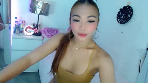 abby_luxpinay online show from 01-06-26, 07:28