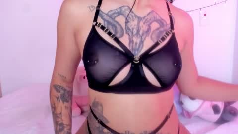 abby_rousee online show from 10-04-25, 01:20