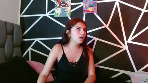 Snapshot of abby_rousse09 chatting on 09-19-25, 02:02 abby_rousse09 online show from 09-19-25, 02:02