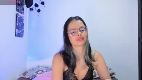 Abby Saenz online show from 10-06-25, 06:49