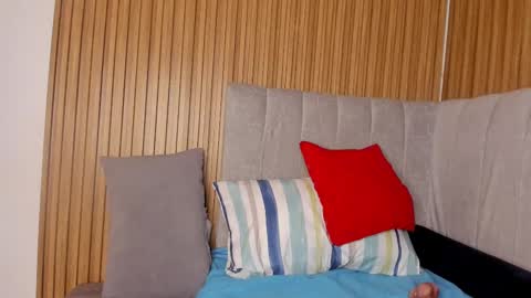 Snapshot of abby_swett1 chatting on 10-09-25, 04:32 abby_swett1 online show from 10-09-25, 04:32