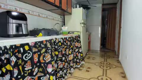 sara online show from 01-21-25, 04:43