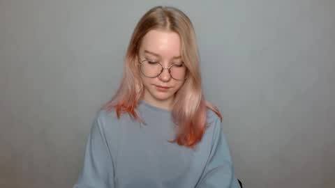 Abby Lovense is active online show from 12-23-24, 10:21