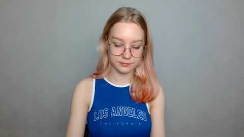 Abby Lovense is active online show from 01-03-25, 09:36