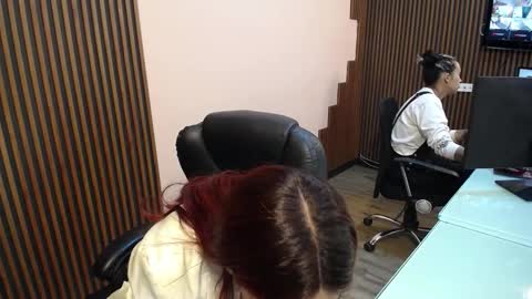 Abby Stones online show from 01-12-26, 12:43