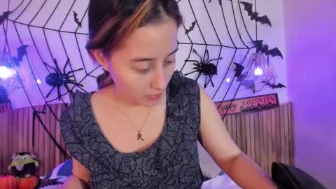 Abigail online show from 10-26-25, 11:38