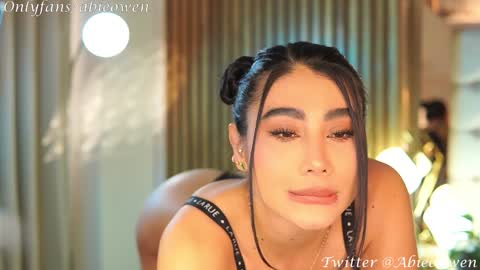 abie_owen online show from 02-03-25, 08:13