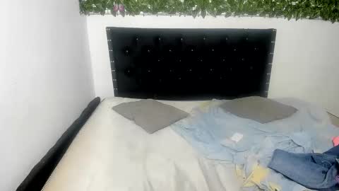 abigail_hot10 online show from 11-13-25, 05:45