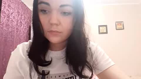 Snapshot of abigaildestro chatting on 10-14-25, 04:41 Abi online show from 10-14-25, 04:41