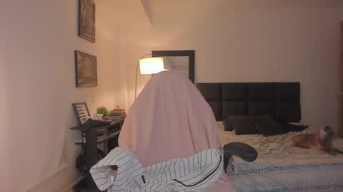 Abigail online show from 12-27-24, 10:16