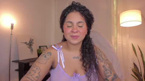 Abigail online show from 01-26-25, 05:13