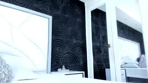 Abigail online show from 10-20-25, 11:10