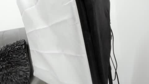 Abigail online show from 11-08-25, 11:54