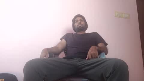 Snapshot of abisheksports96 chatting on 03-07-25, 10:35 Masturbating boy online show from 03-07-25, 10:35