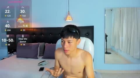 abraham_horny18 online show from 10-30-25, 01:12