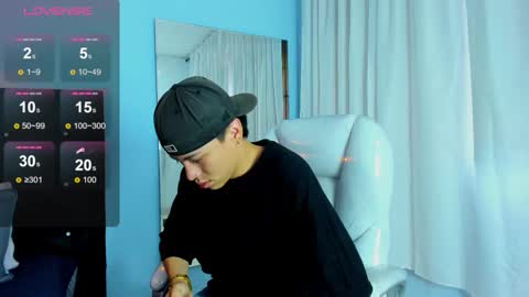 abraham_horny18 online show from 11-21-25, 08:29