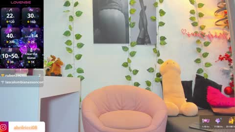 Snapshot of abril_ricci chatting on 01-10-25, 10:28 Abril online show from 01-10-25, 10:28