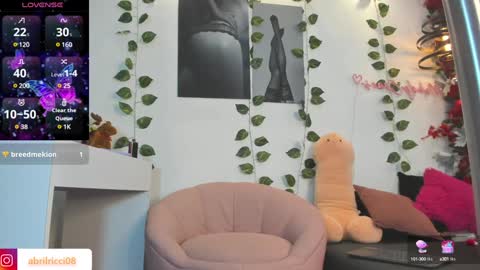 Snapshot of abril_ricci chatting on 01-15-25, 06:12 Abril online show from 01-15-25, 06:12