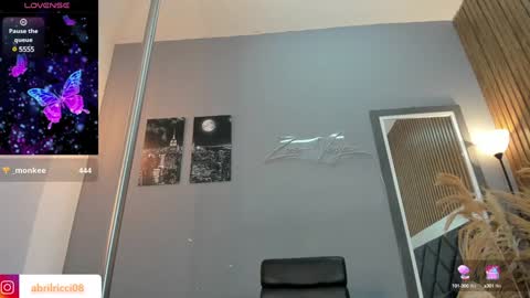 Snapshot of abril_ricci chatting on 02-01-25, 06:54 Abril online show from 02-01-25, 06:54
