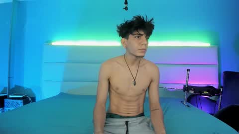 Abril and Julian online show from 02-26-26, 12:04