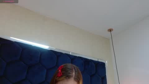 abrilmiller vc online show from 10-07-25, 12:13