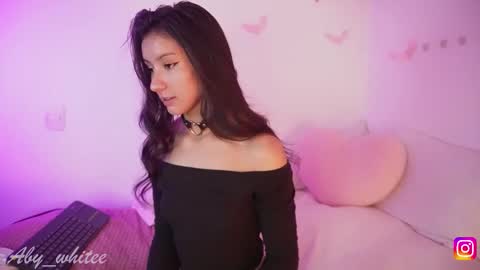   Aby   online show from 11-06-25, 05:19