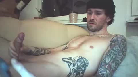 achix2704 online show from 02-02-26, 09:35