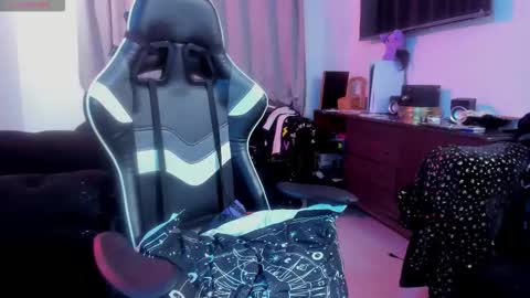 Alice online show from 02-14-26, 03:03