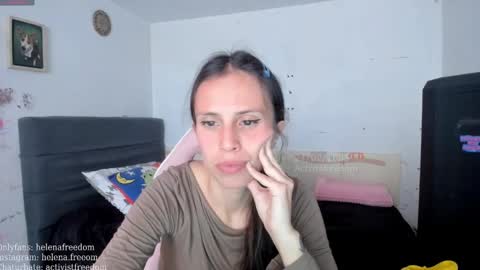 Helena online show from 02-24-25, 04:58