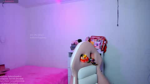 Helena online show from 09-20-25, 02:12