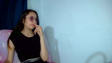 Snapshot of ada_naugthy1 chatting on 10-27-25, 02:54 Ada naugthy28 online show from 10-27-25, 02:54