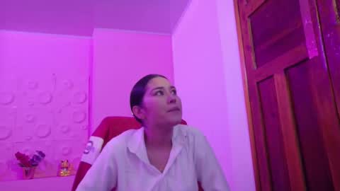 Snapshot of adaira31 chatting on 11-10-25, 03:27 Adaira online show from 11-10-25, 03:27