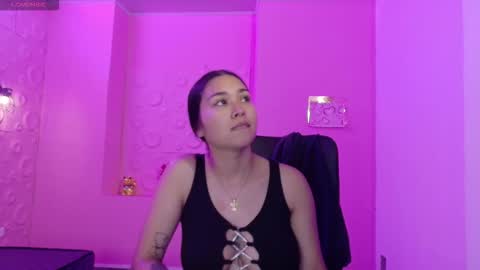 Snapshot of adaira31 chatting on 11-14-25, 04:33 Adaira online show from 11-14-25, 04:33