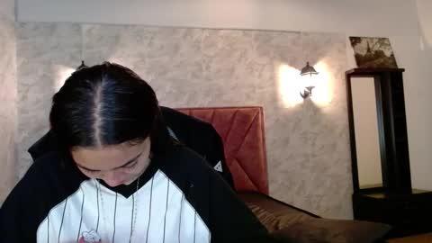 Snapshot of adaira31 chatting on 12-16-25, 04:28 Adaira online show from 12-16-25, 04:28