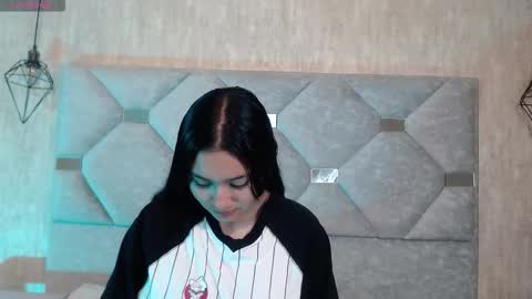 Adaira online show from 03-01-26, 11:23