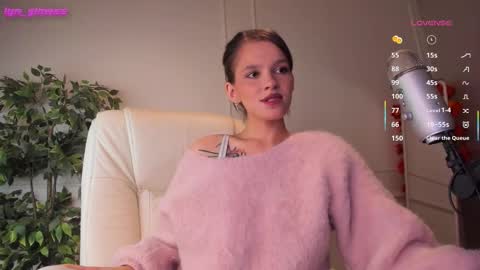 Snapshot of adalyn_glow chatting on 11-02-25, 11:07 Adalyn online show from 11-02-25, 11:07